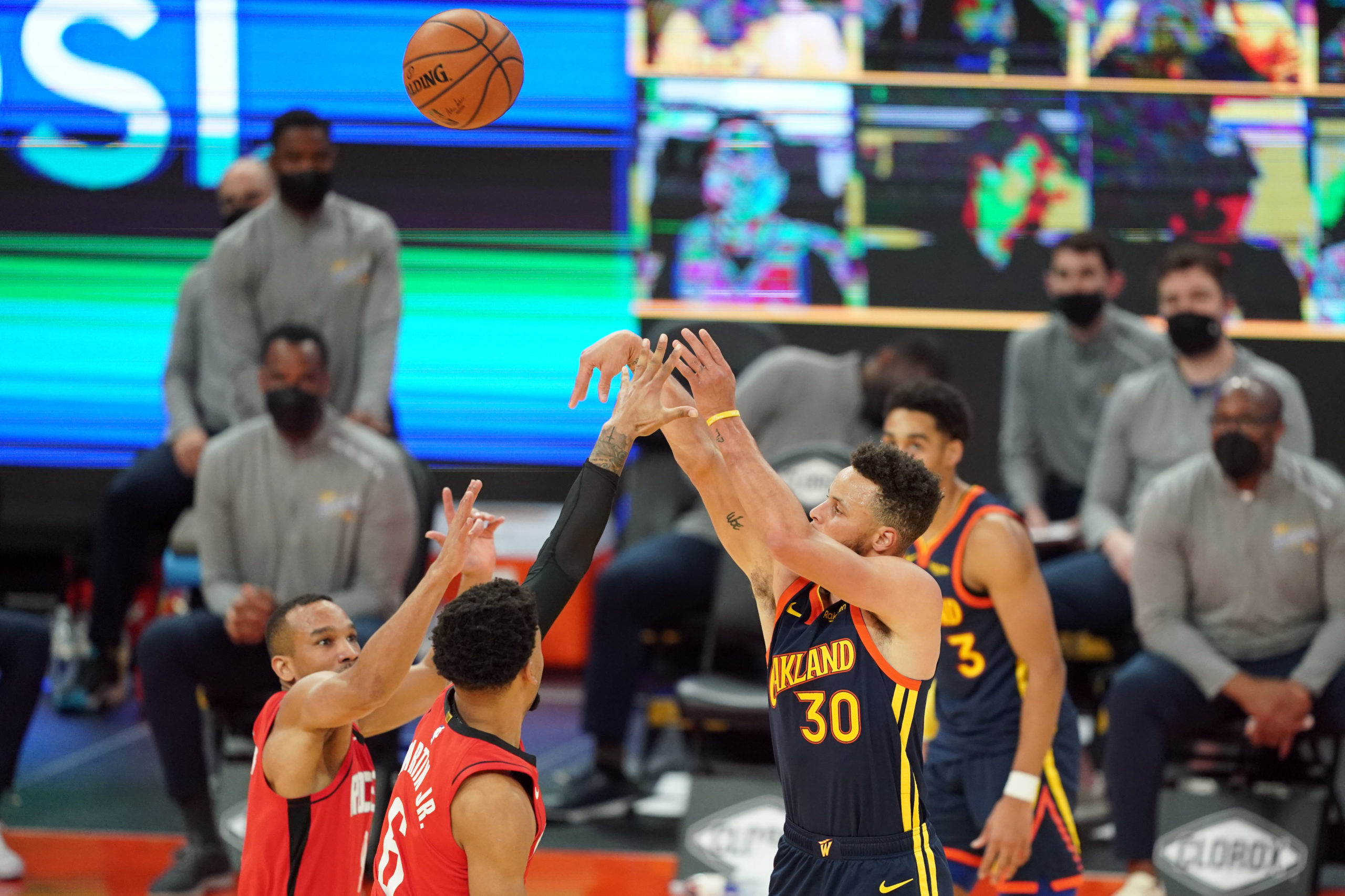 Steph Curry Warriors Rockets NBA