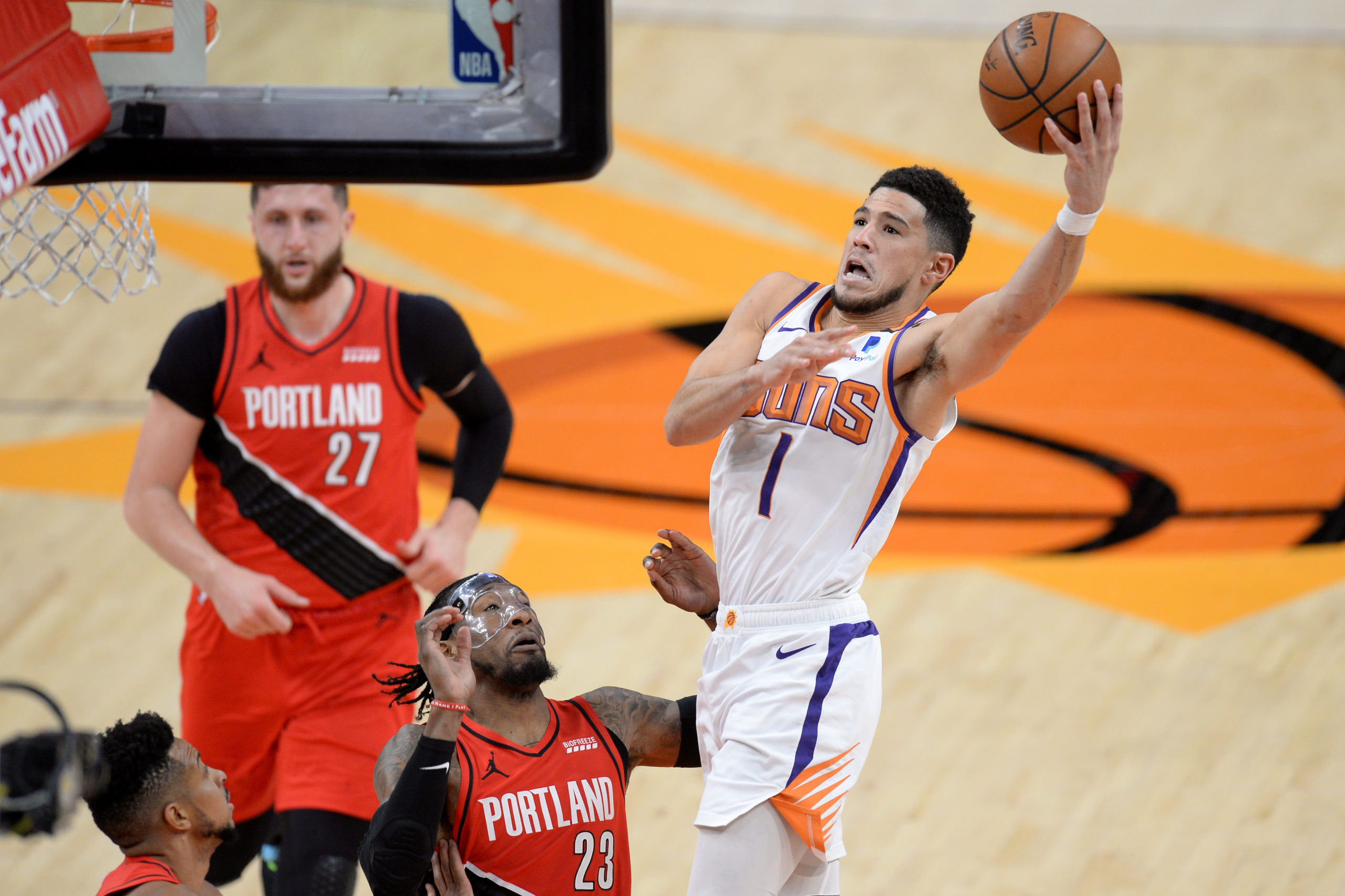 Phoenix Suns shooting guard Devin Booker