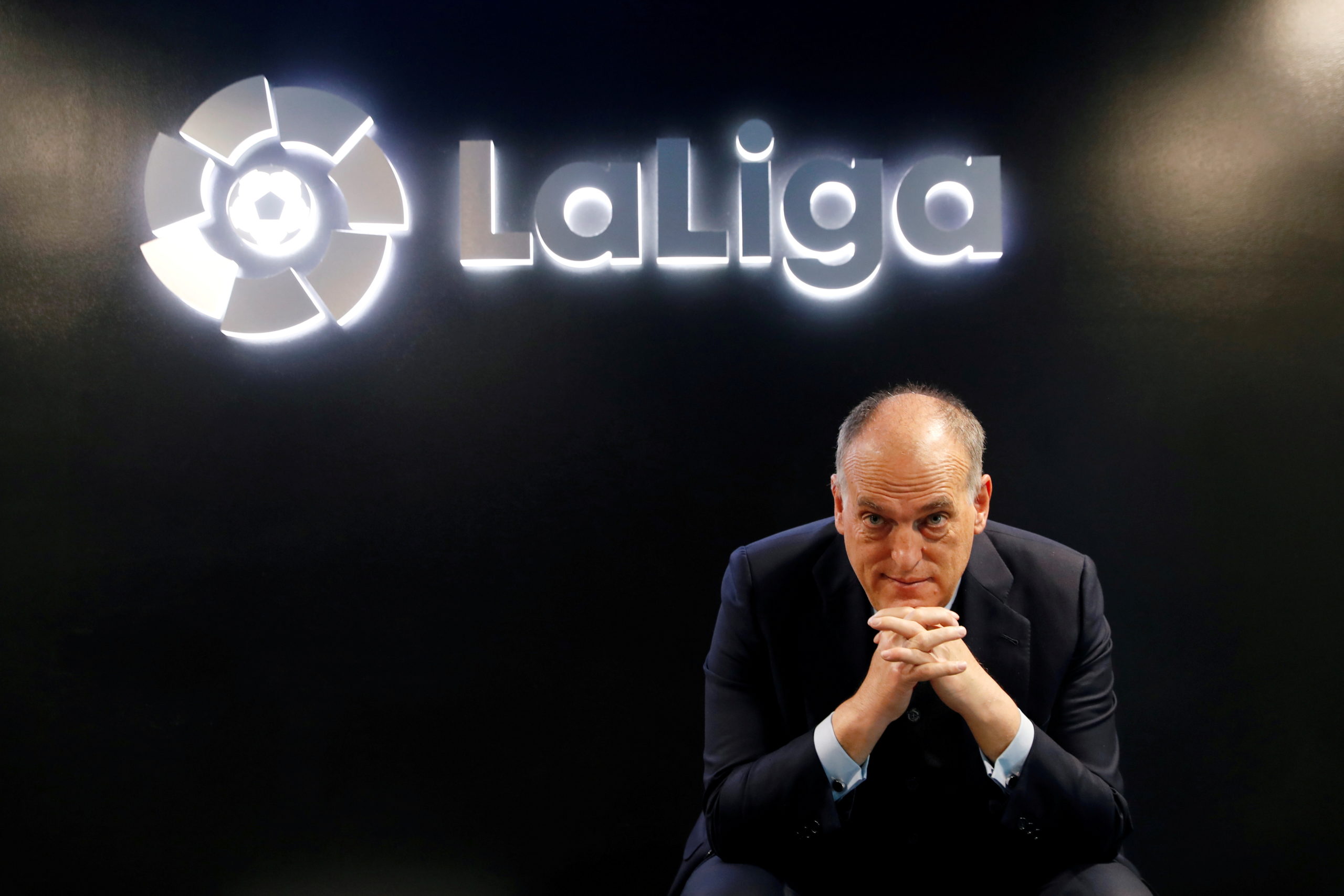 FOTO FILE: Presiden La Liga Javier Tebas berpose sebelum wawancara online dengan Reuters di markas La Liga di Madrid