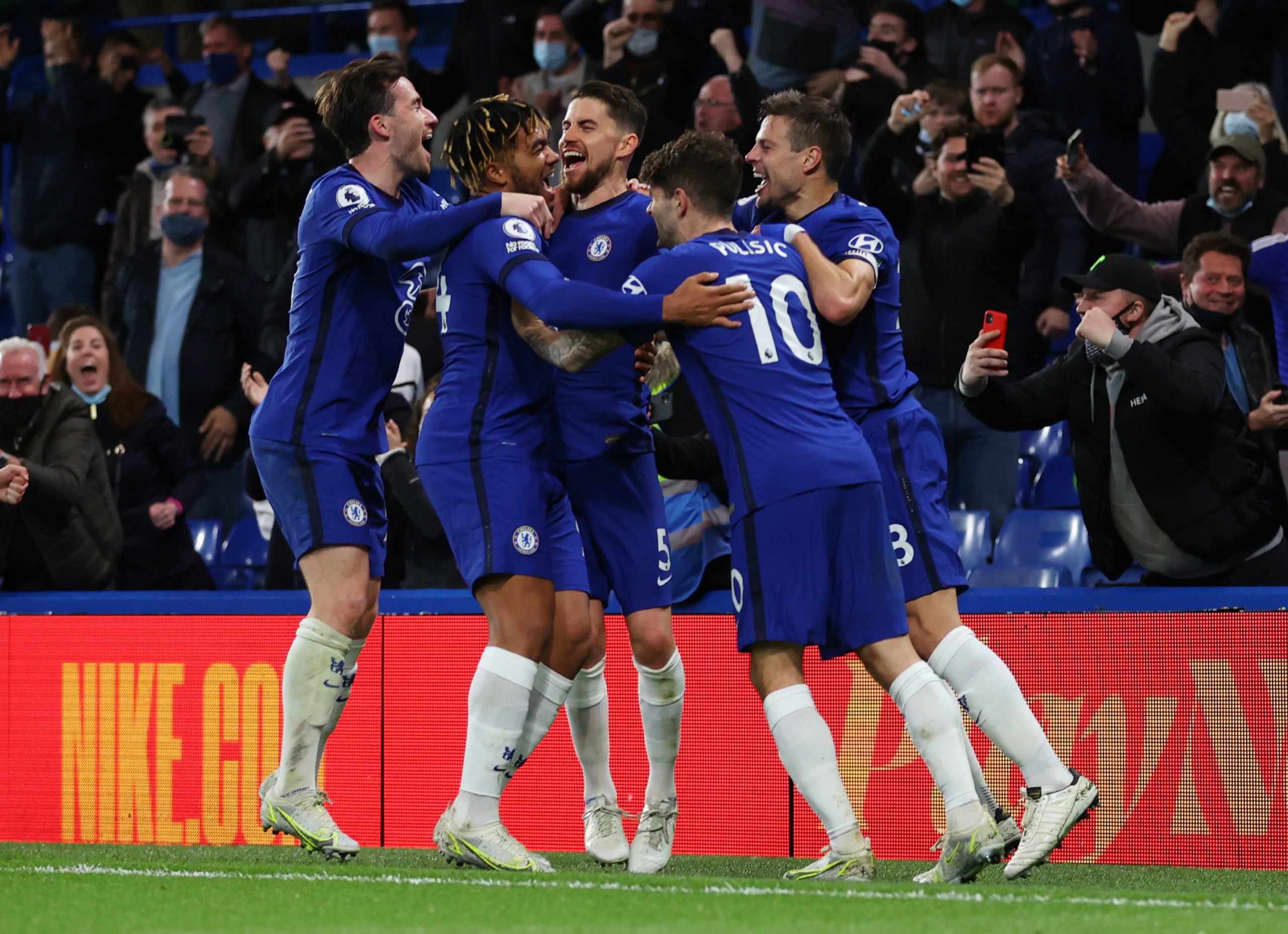 Chelsea's Jorginho celebrates scoring their second goal with teammates 