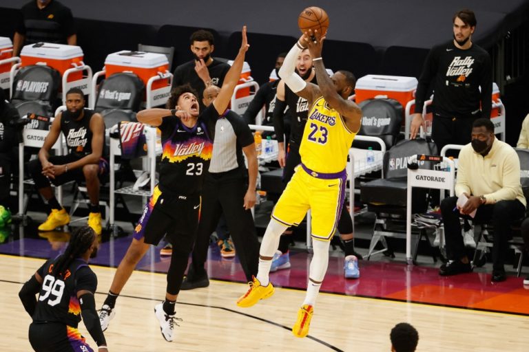 Davis, LeBron help Lakers pull level with Suns | Inquirer ...