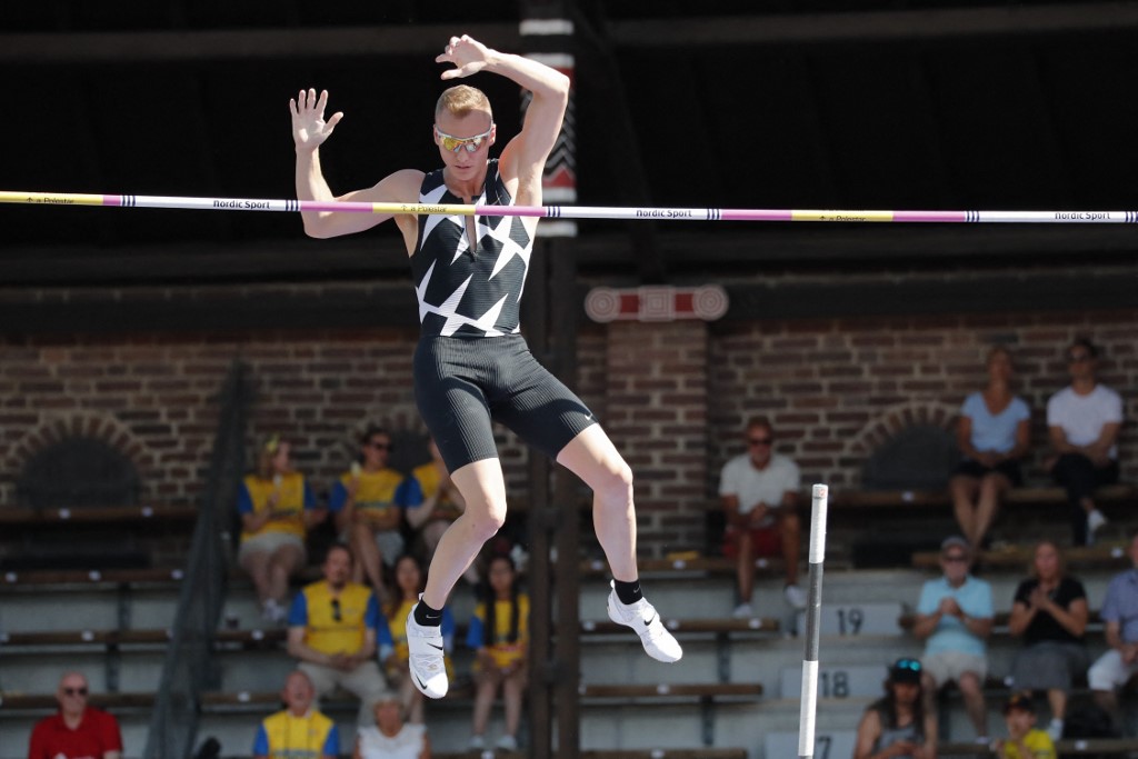 Sam Kendricks of the US competes in the men's final pole vault competition during the Wanda Diamond League Track and Field Championships in Stockholm, Sweden on July 4, 2021. - Two-time world champion Sam Kendricks of the United States took second with 5.92m on countback from 2012 Olympic gold medallist Renaud Lavillenie of France. 