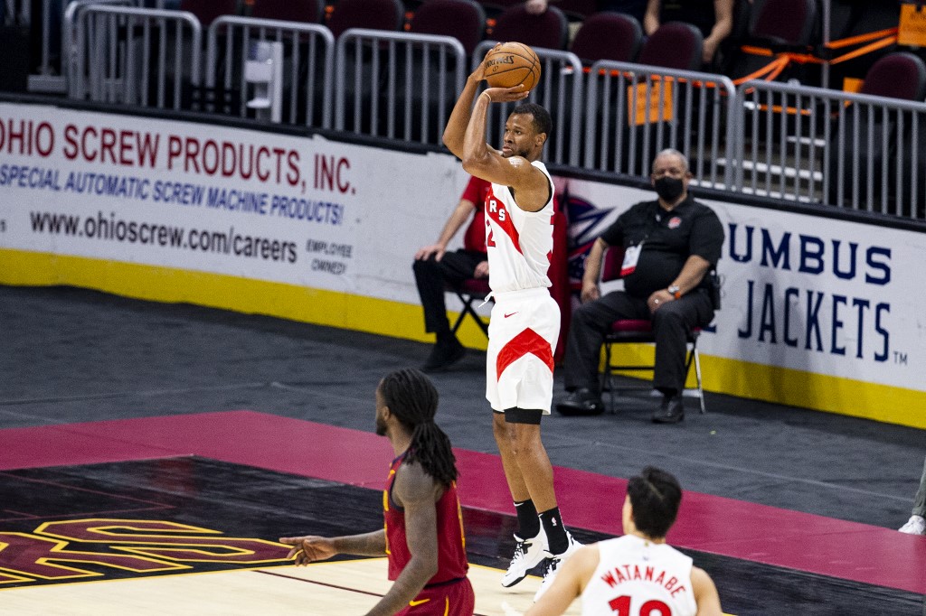 Jalen Harris #2 of the Toronto Raptors shoots a three pointer 