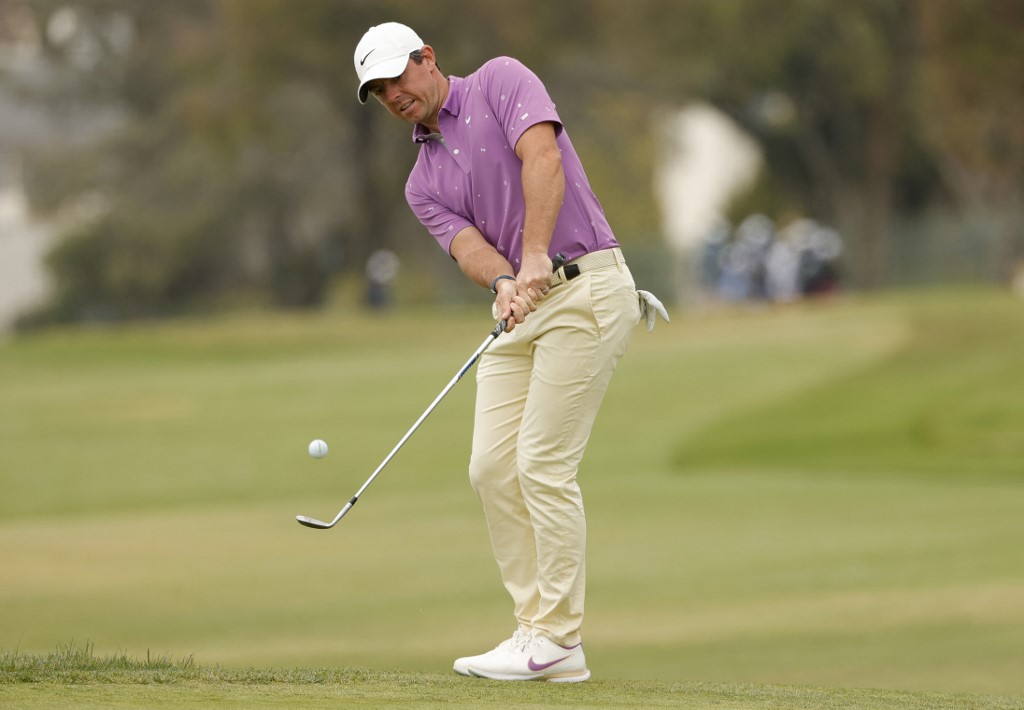 Rory McIlroy of Northern Ireland chips during the final round of the 2021 U.S. Open at Torrey Pines Golf Course (South Course) on June 20, 2021 in San Diego, California. 