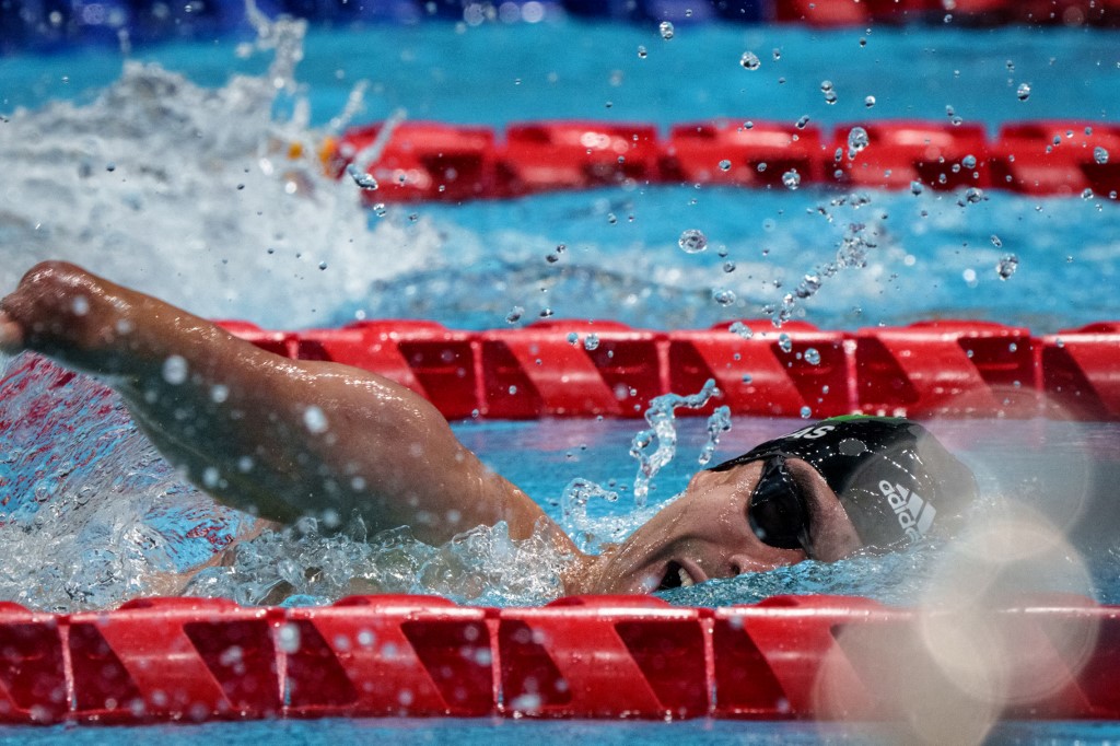 Brazil's Daniel de Faria Dias competes during a heat for the men's 200m freestyle (S5) swimming event at the Tokyo 2020 Paralympic Games in the Tokyo Aquatics Centre in Tokyo on August 25, 2021. 