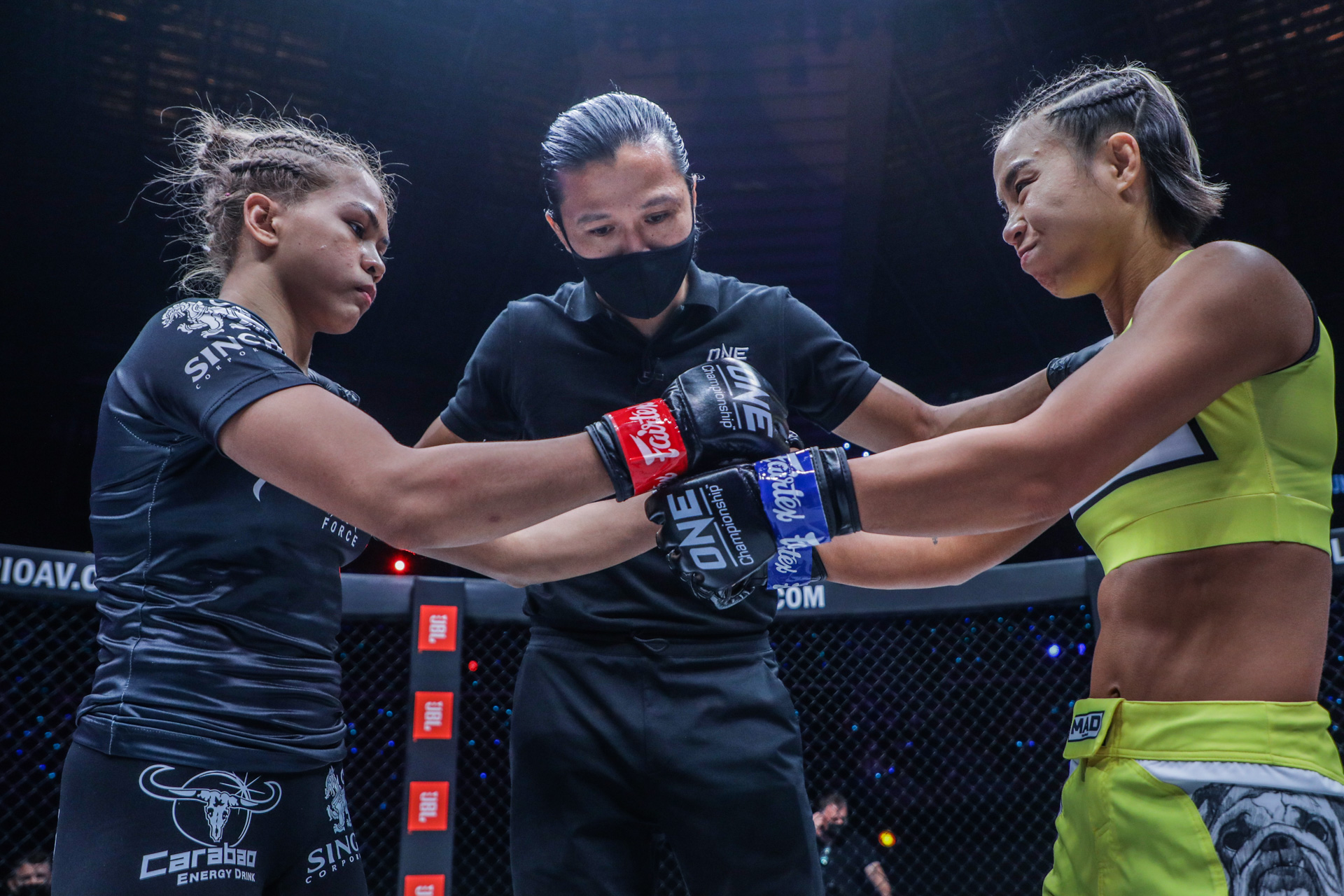 FILE - Denice Zamboanga (left) and Ham Seo Hee during their ONE atomweight Grand Prix bout in September 2021. 