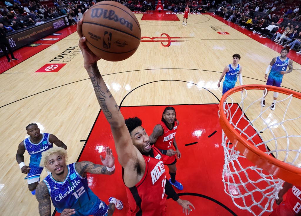 NBA: Rockets menyerahkan Christian Wood ke Mavericks