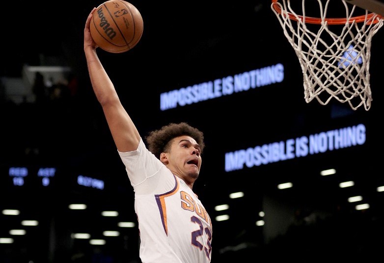 FILE – Cameron Johnson #23 of the Phoenix Suns. Elsa/Getty Images/AFP 