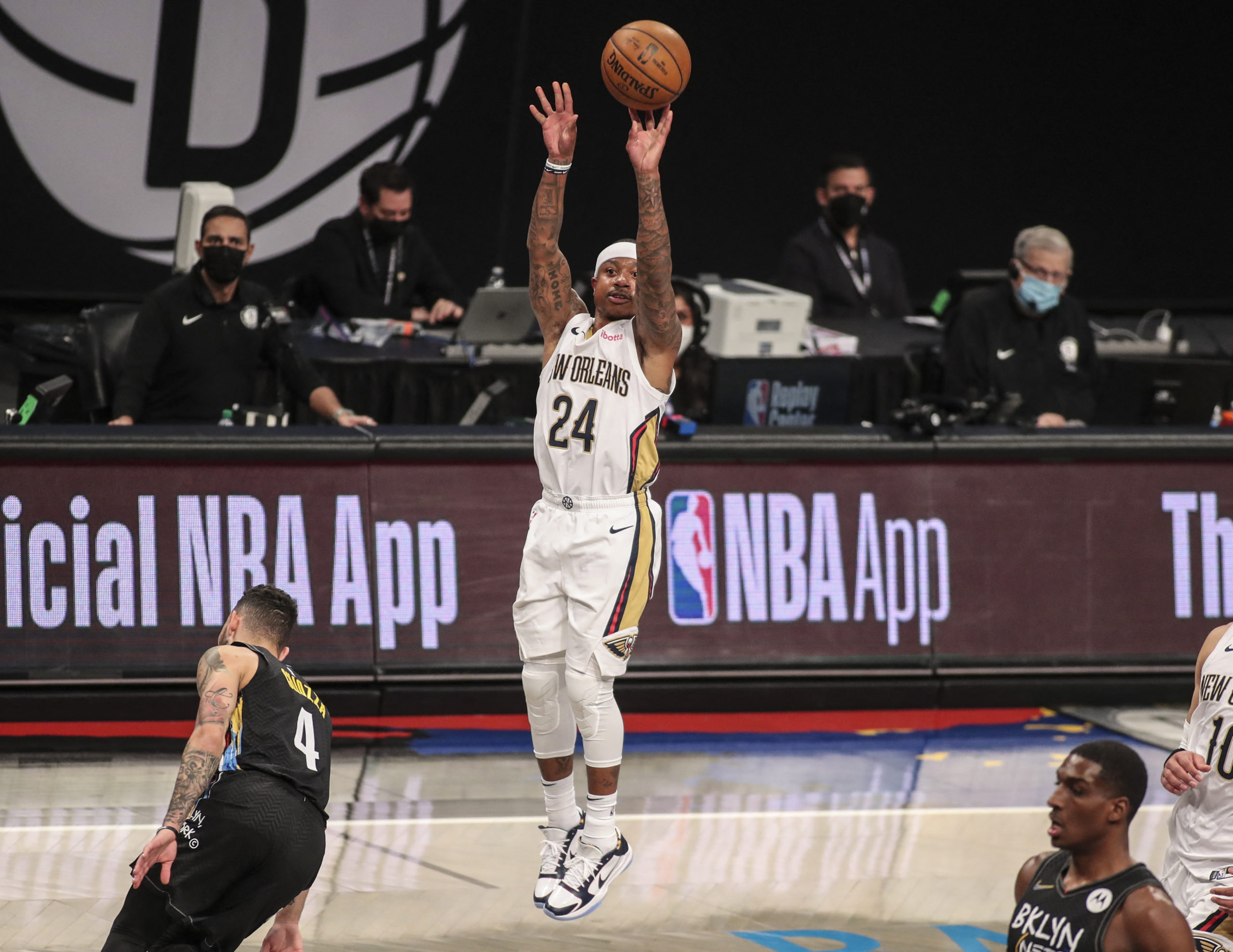 New Orleans Pelicans guard Isaiah Thomas (24) takes a three point shot in the fourth quarter against the Brooklyn Nets at Barclays Center. 