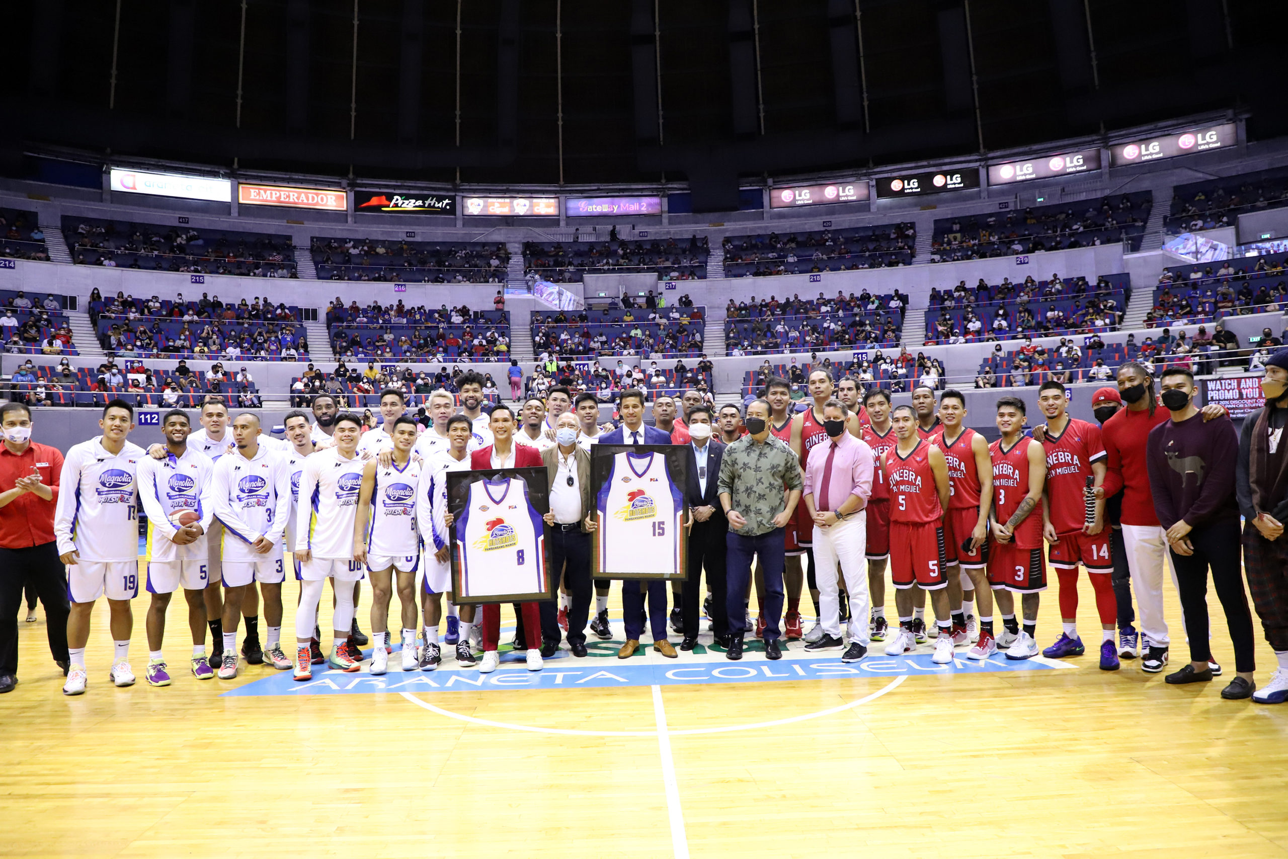 PJ Simon and Marc Pingris during their formal jersey retirement on Christmas day. PBA IMAGES