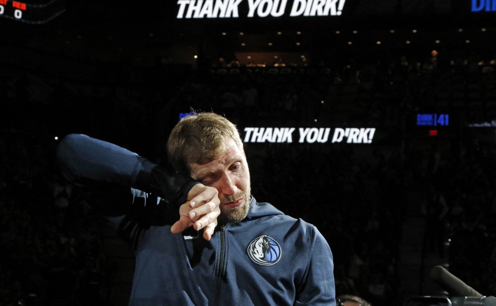 Mavericks to honor Dirk Nowitzki before hosting the Warriors