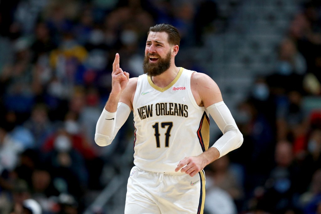 Jonas Valanciunas #17 of the New Orleans Pelicans reacts afer scoring against the Golden State Warriors during the fourth quarter of a NBA game at Smoothie King Center on January 06, 20