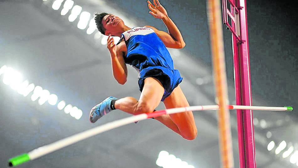 EJ Obiena hopes to continue jumping for the country. —AFP