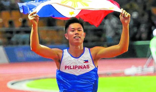 Pole vaulter EJ Obiena is “more than willing” to reconcile with the Philippine Athletics Track and Field Association (Patafa), saying he also wants to be reinstated in the national team.