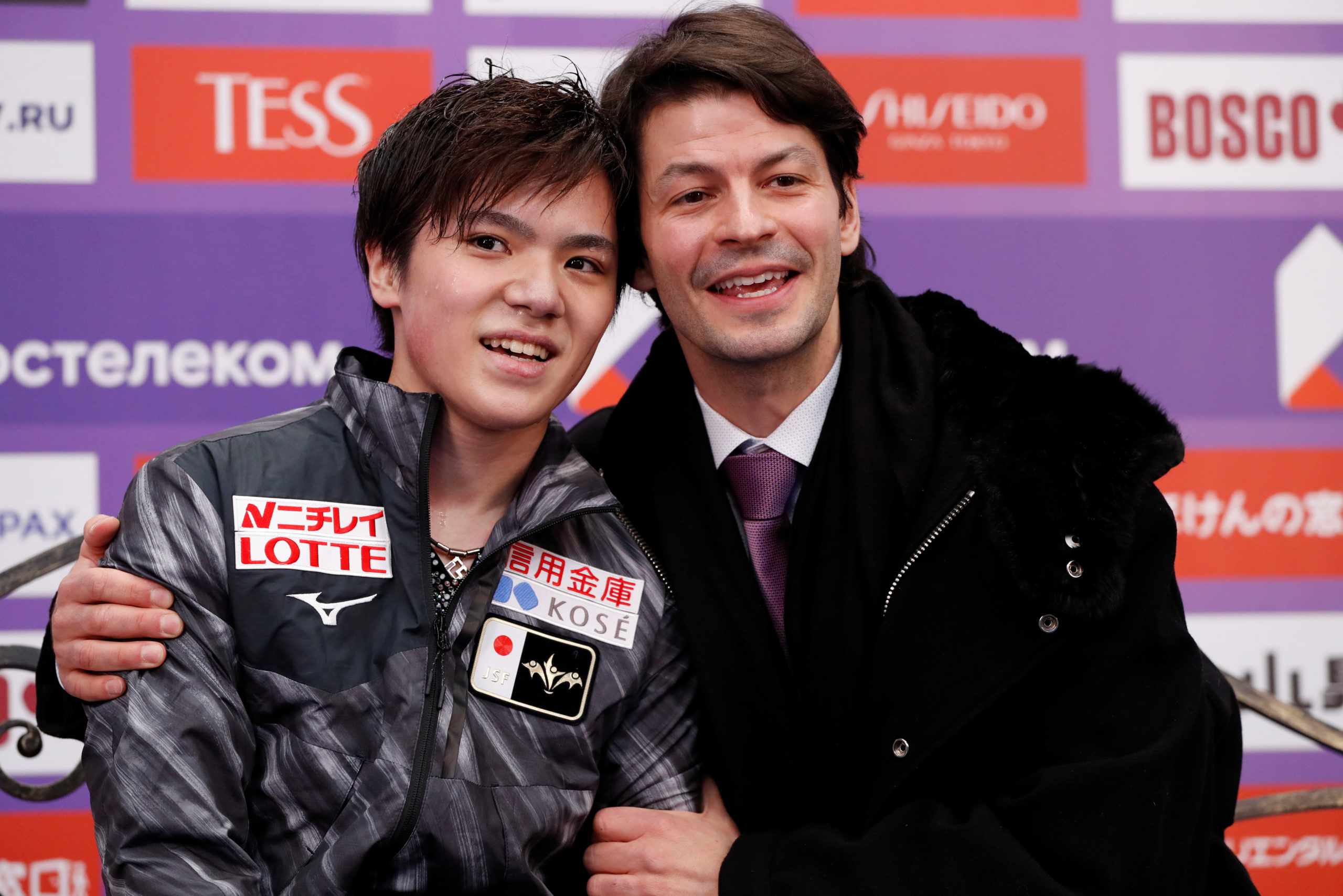 ISU Grand Prix of Figure Skating - 2019 Rostelecom Cup - Men's Free Skating - Megasport Sport Palace, Moscow, Russia - November 16, 2019   Japan's Shoma Uno with coach Stephane Lambiel after performing   