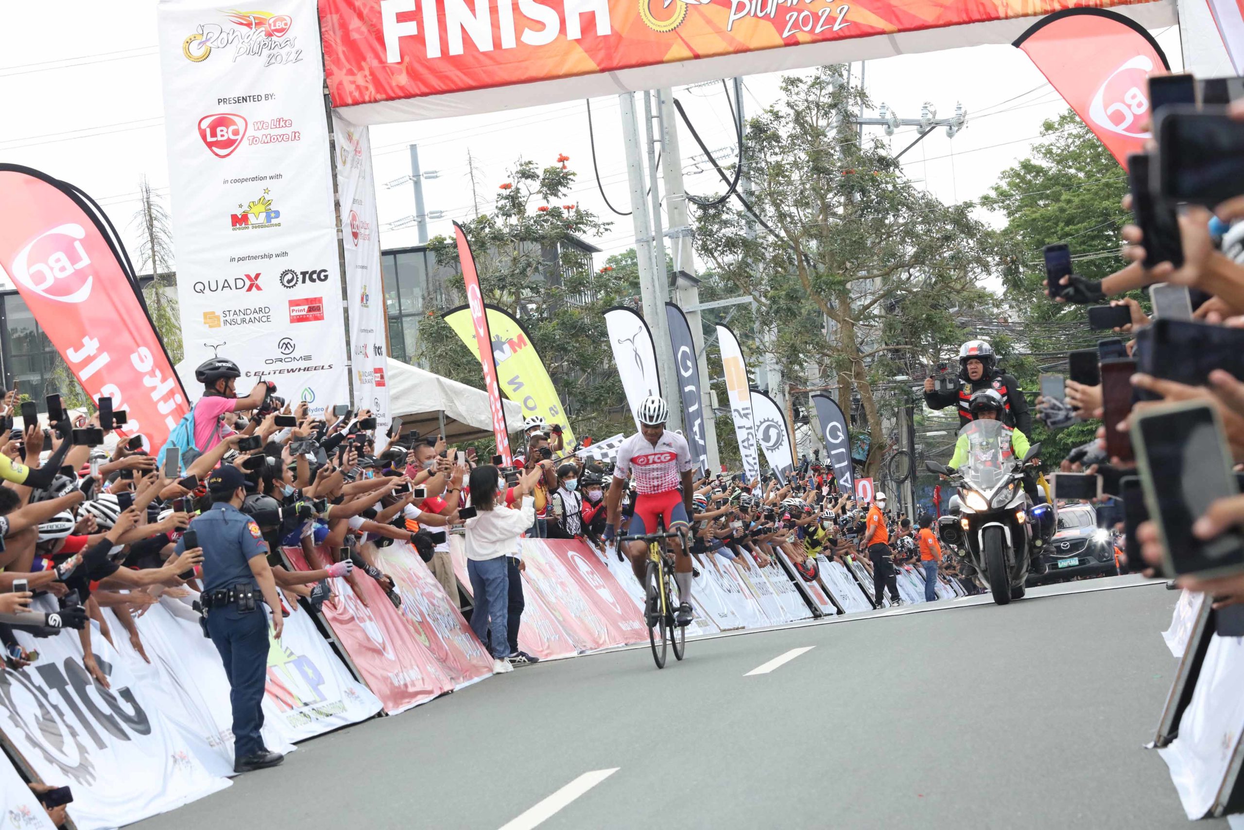 Ronald Oranza of Navy Standard Insurance at the Stage Six finish line of Ronda Pilipinas 2022.