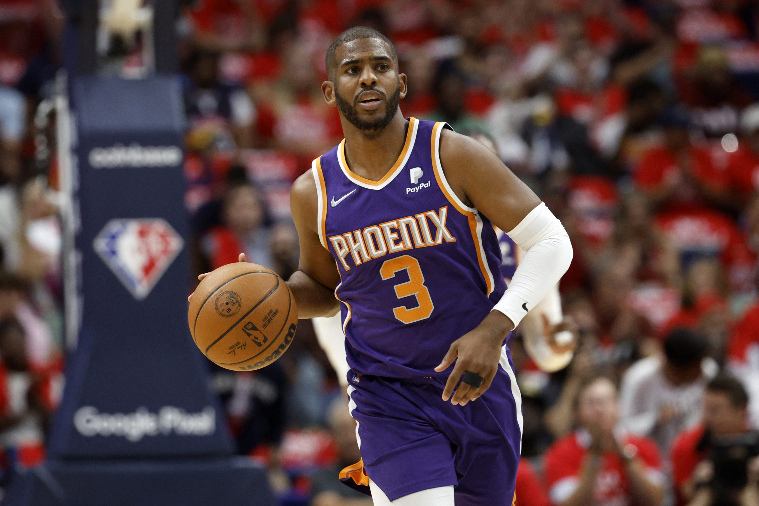 NBA Chris Paul found out he was traded by Suns midflight Inquirer