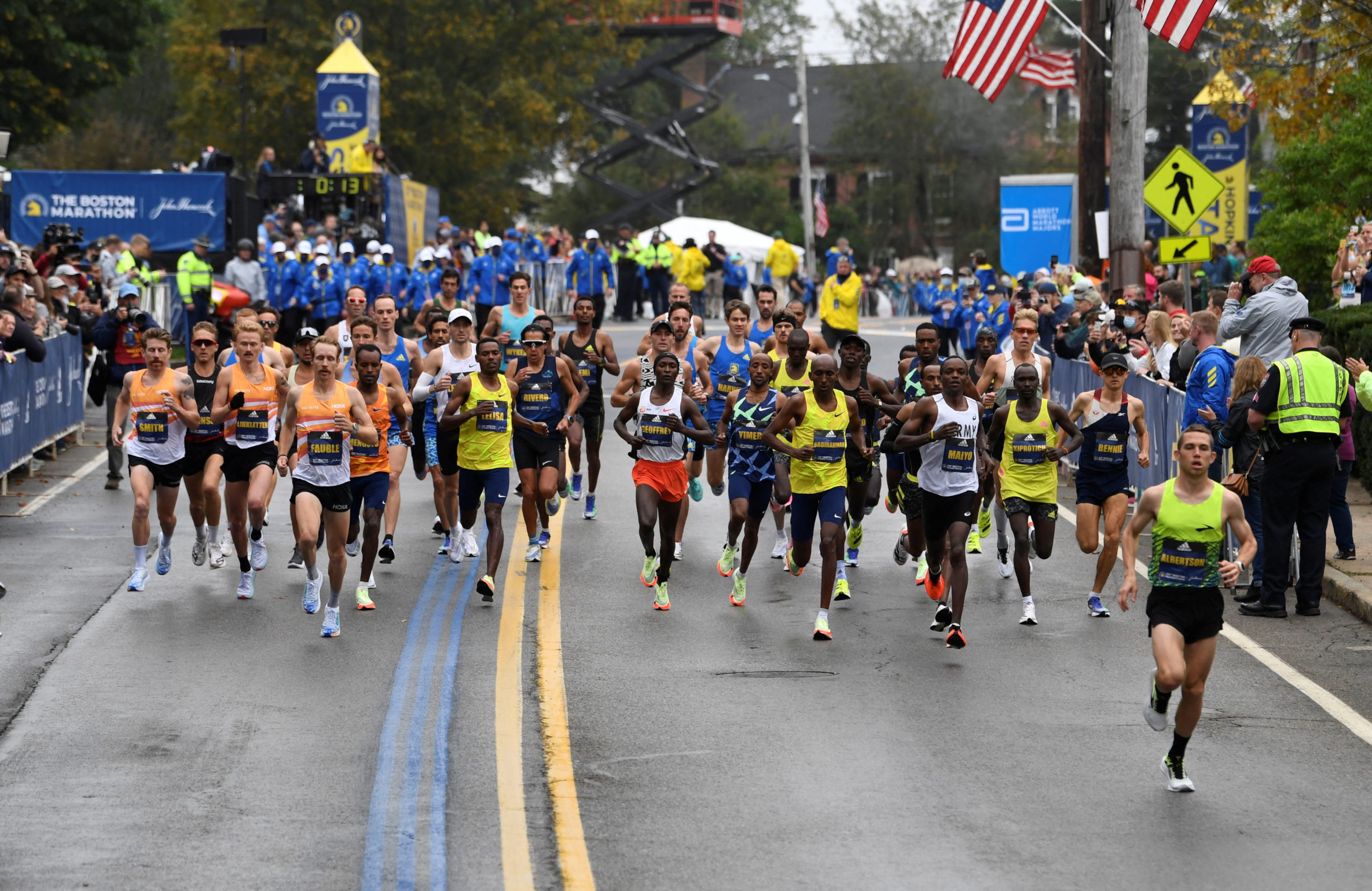 Boston Marathon membatasi pelari Rusia dan Belarusia