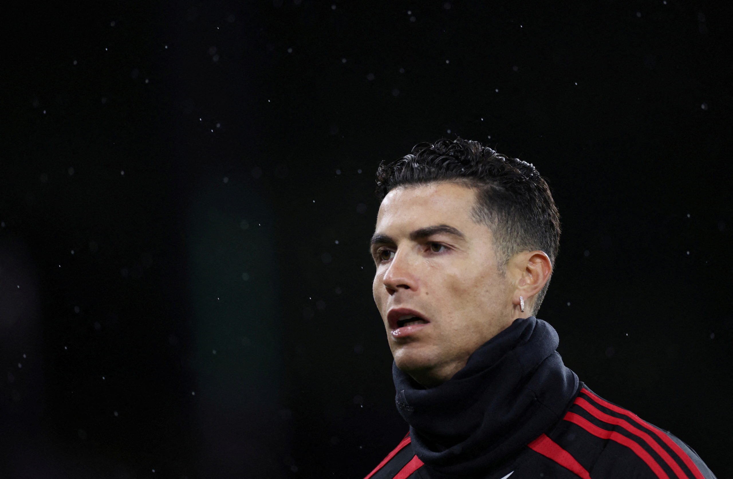 Football rallies around Ronaldo after death of baby son