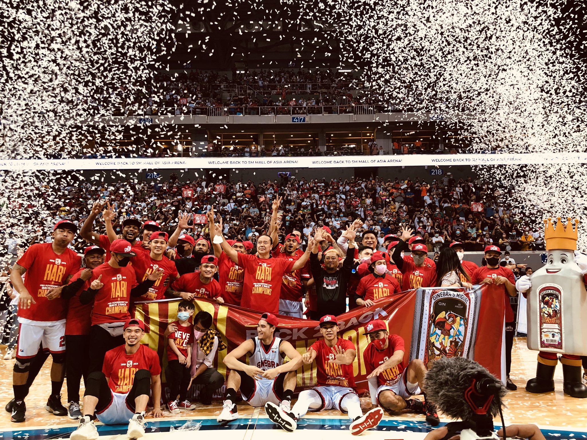 Barangay Ginebra celebrates its latest PBA Governors' Cup championship. PBA PHOTO