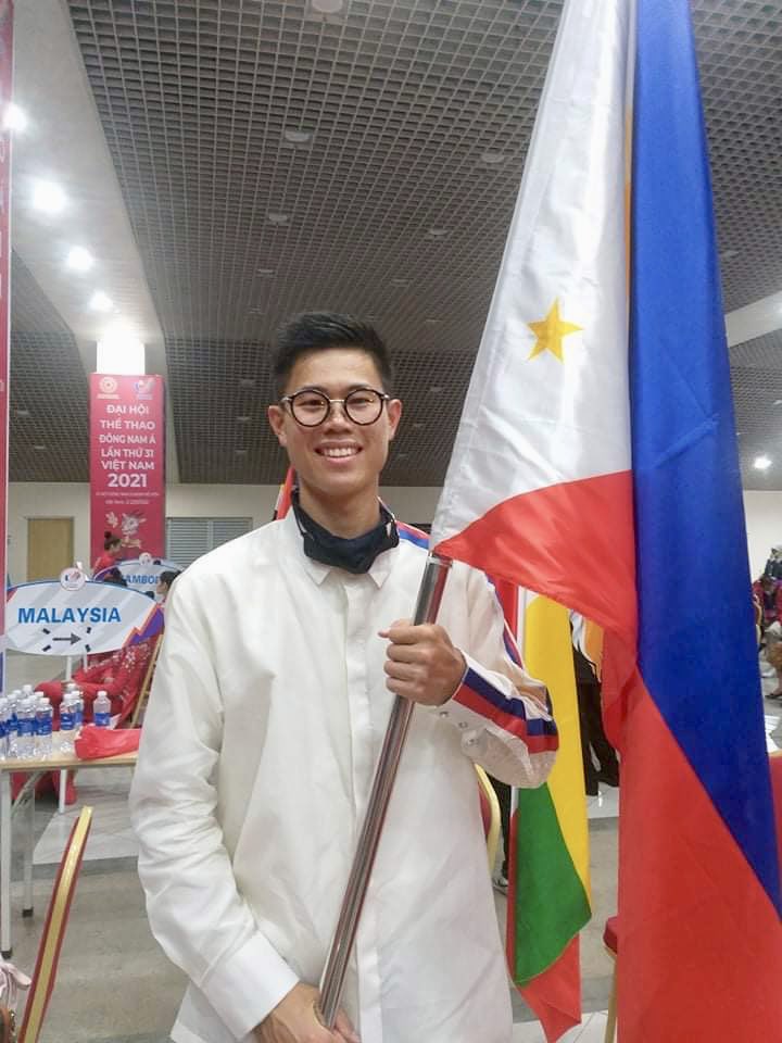Philippines' flag-bearer, star pole vaulter EJ Obiena. PSC TWITTER PHOTO