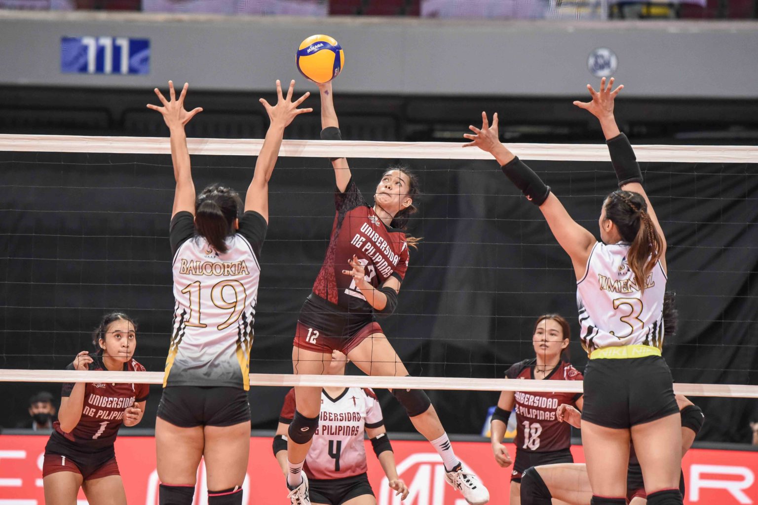 UAAP volleyball UP stays unbeaten after clipping UST Inquirer Sports