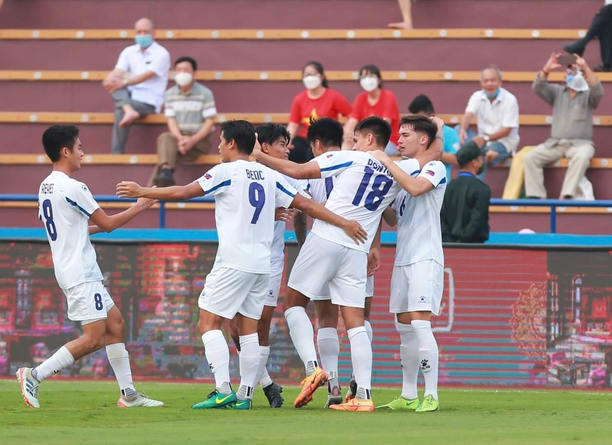 The Azkals U-23 celebrate their dominant performance against Timor Leste, 4-0, in Group A of the men’s football preliminary round of #SEAGames31. 