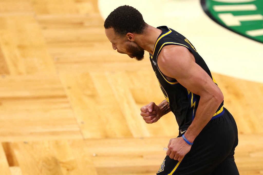 Steph Curry Warriors Game 4 NBA Finals