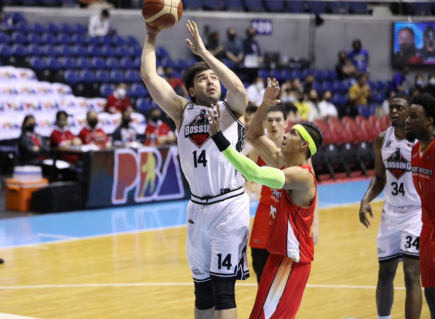 Blackwater's Andre Paras is retiring from the PBA. –PBA IMAGES