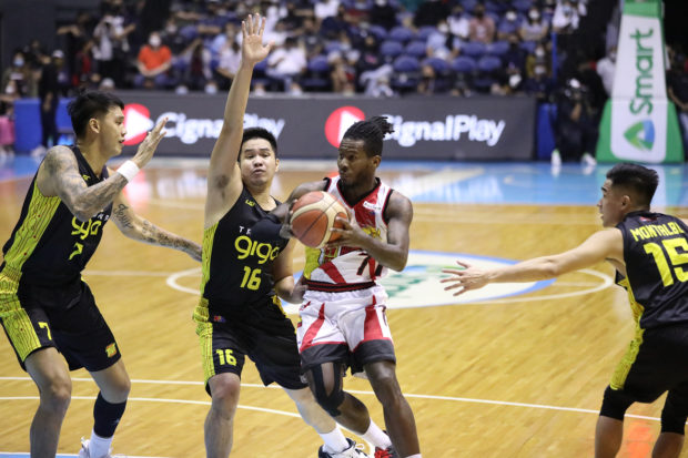 CJ Perez leads San Miguel to Game 2 victory.