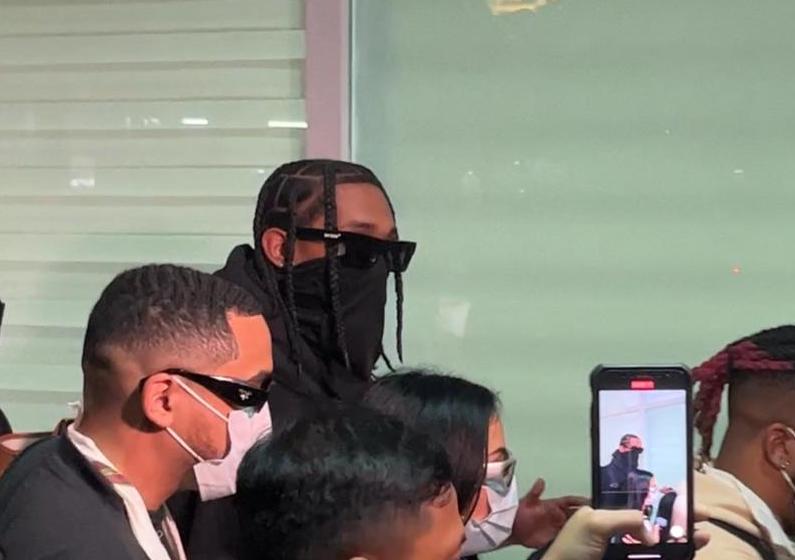 Jordan Clarkson during his arrival at Naia on Friday. He joins Gilas Pilipinas for the team's fourth window campaign. 