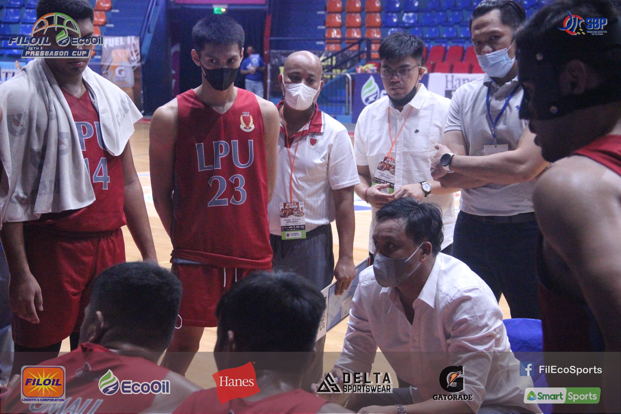 FILE – Lyceum Pirates during a huddle in the Filoil EcoOil Preseason Cup. 