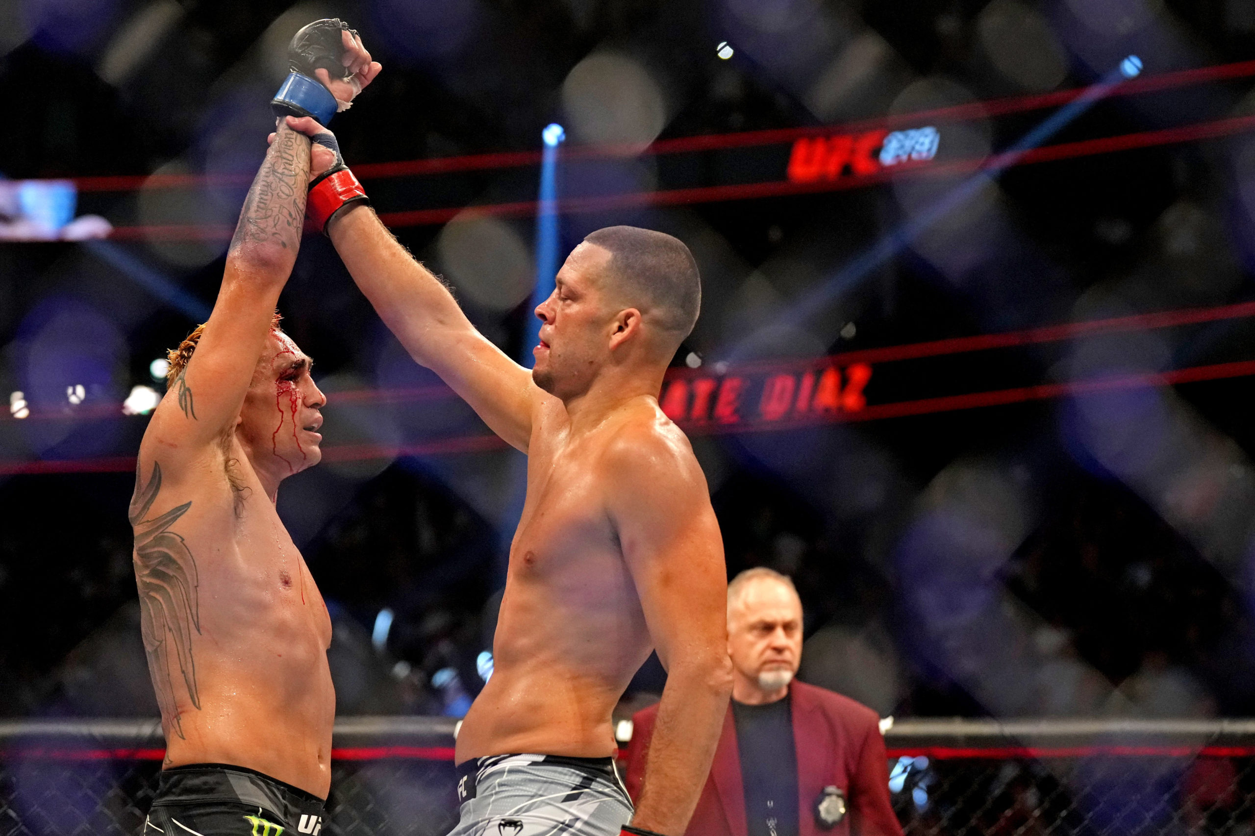 Nate Diaz (red gloves) fights Tony Ferguson (blue gloves) during UFC 279 at T-Mobile Arena on Sep 10, 2022 at Las Vegas, Nevada, USA. Mandatory Credit: Joe 
