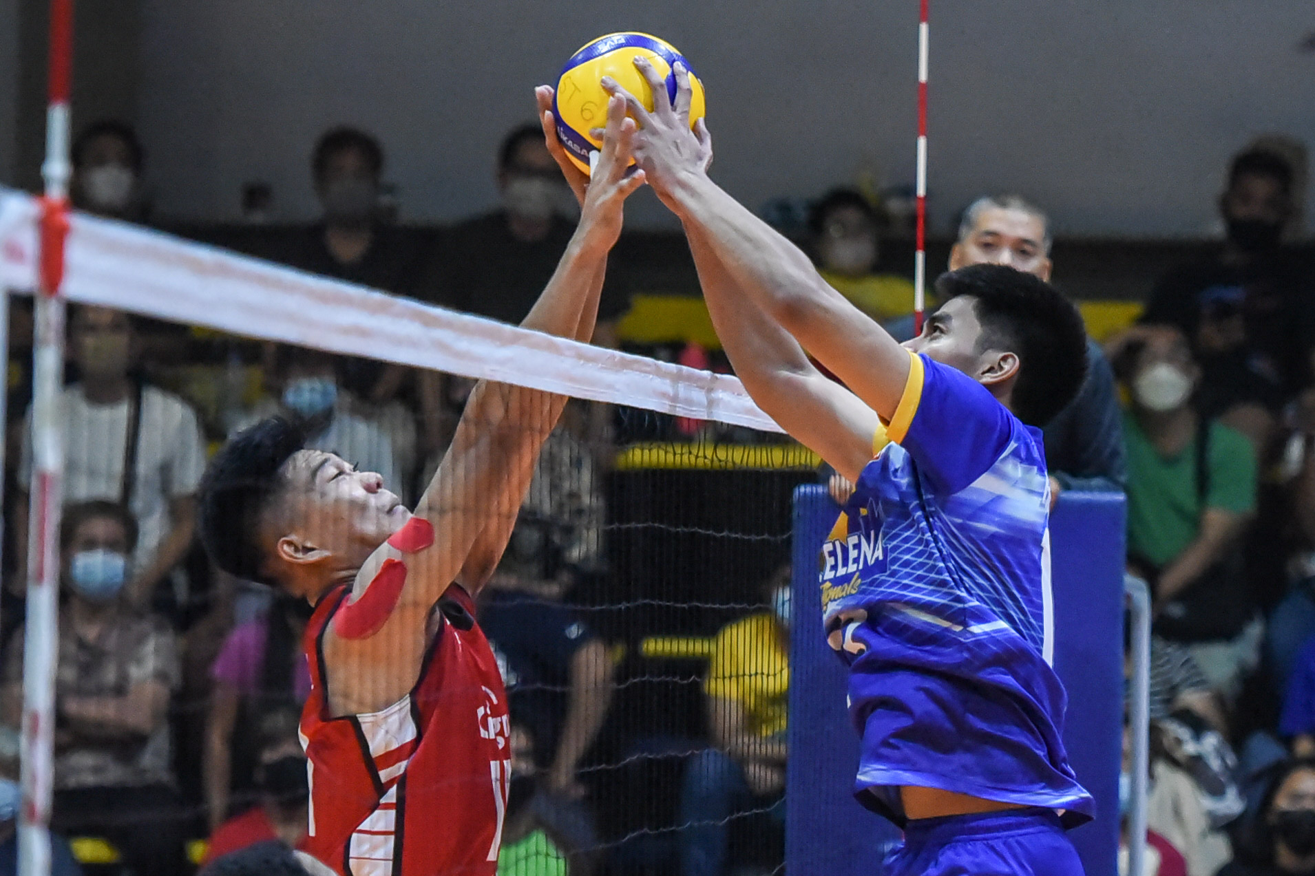 Cignal HD Spikers vs. NU-Sta Elena Nationals in the Spikers' Turf Open Conference Finals. 