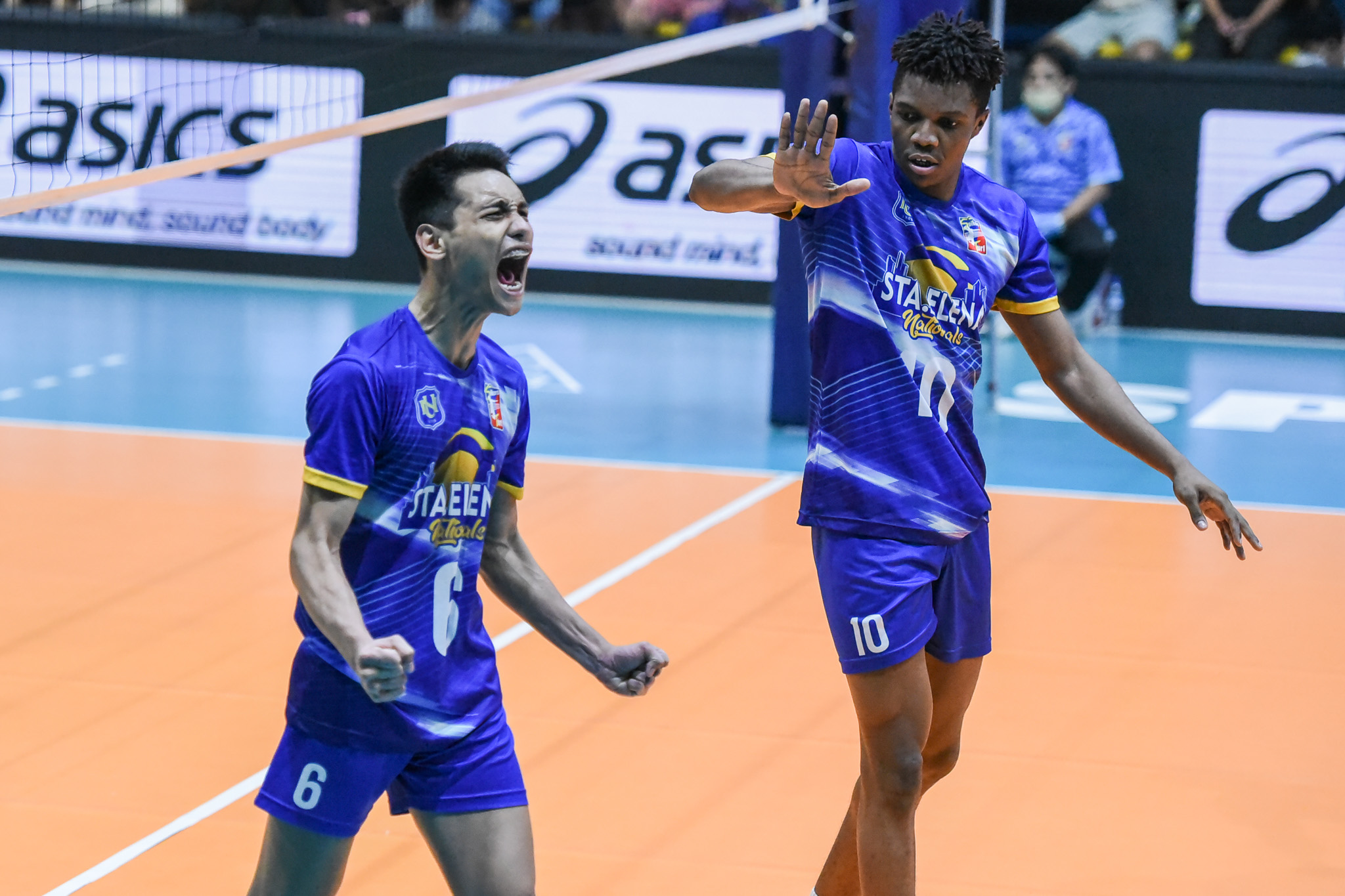 NU-Sta. Elelena's Mike Buddin celebrate a point during the Spikers' Turf Finals Game 1. –