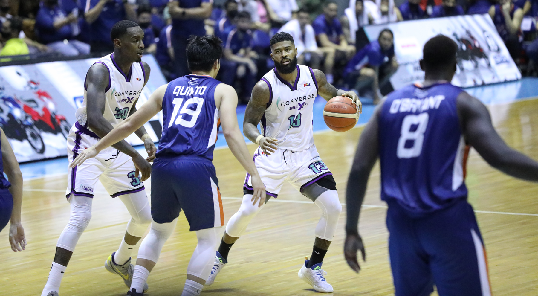 Converge's Maverick Ahanmisi in the PBA Commissioner's Cup.