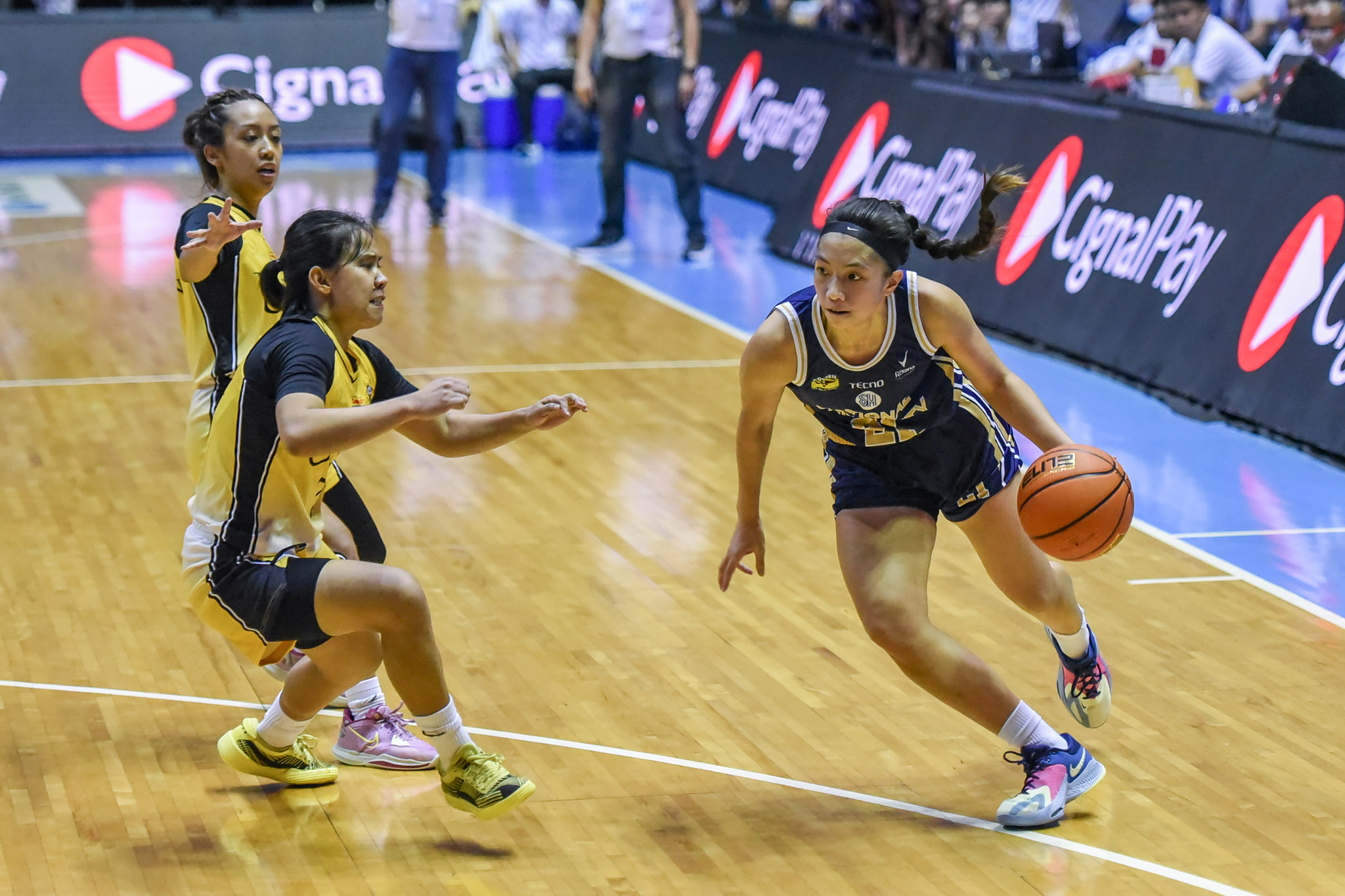 Camille Clarin (right) hopes that her fellow Lady Bulldogs learn from their recent close encounter with the Tigresses.—photo courtesy of UAAP MEDIA