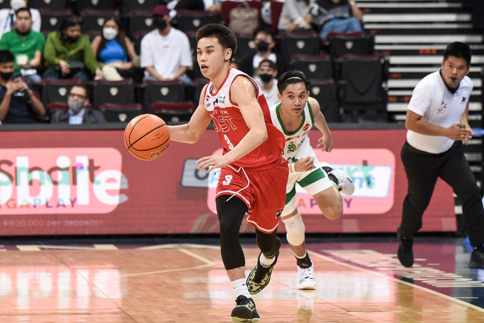 UE guard Kyle Paranda leads the Red Warriors to latest UAAP win.