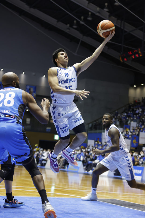 B.League: Parks' Nagoya Beats Wright, Kyoto; Kiefer Scores 21 In Shiga ...