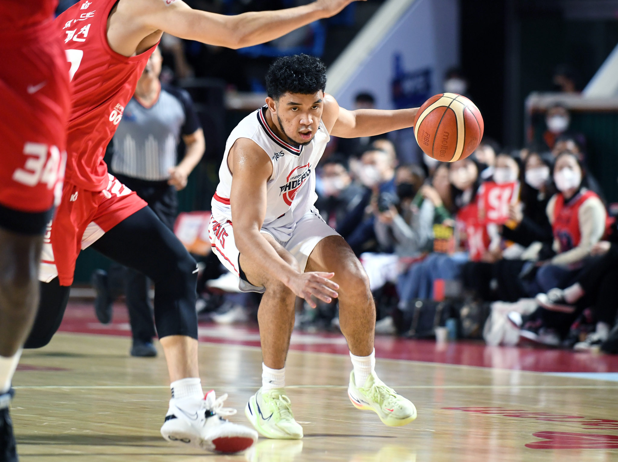 KBL: RJ Abarrientos Hits Six Threes To Lead Ulsan Past Seoul | Inquirer ...