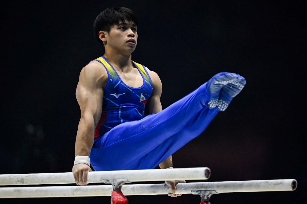 Carlos Edriel Yulo of the Philippines competes in the men's barbell final at the World Gymnastics Championships in Liverpool, northern England on November 6, 2022.