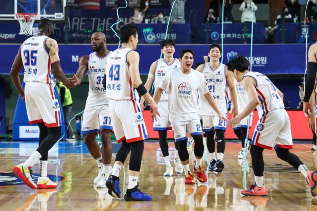 KBL: SJ Belangel's Daegu Topples Rhenz Abando, Anyang | Inquirer Sports