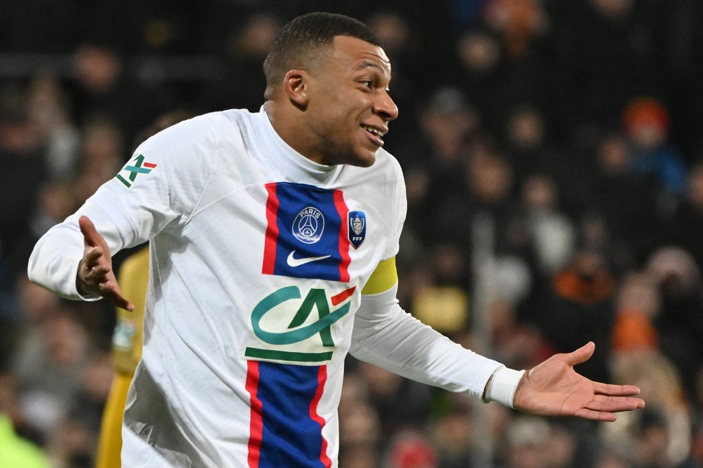 France striker Kylian Mbappe of Paris Saint-Germain celebrates after scoring the winning goal during the France Cup round 32 football match between US Pays de Cassel and Paris Saint-Germain (PSG) at Bollaert-Delelis stadium in Lens, northern France on January 23, 2023.