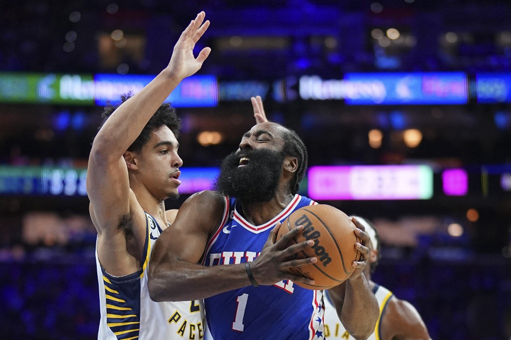  James Harden #1 of the Philadelphia 76ers drives to the basket against Andrew Nembhard #2 of the Indiana Pacers in the first quarter at the Wells Fargo Center on January 4, 2023 in Philadelphia, Pennsylvania.