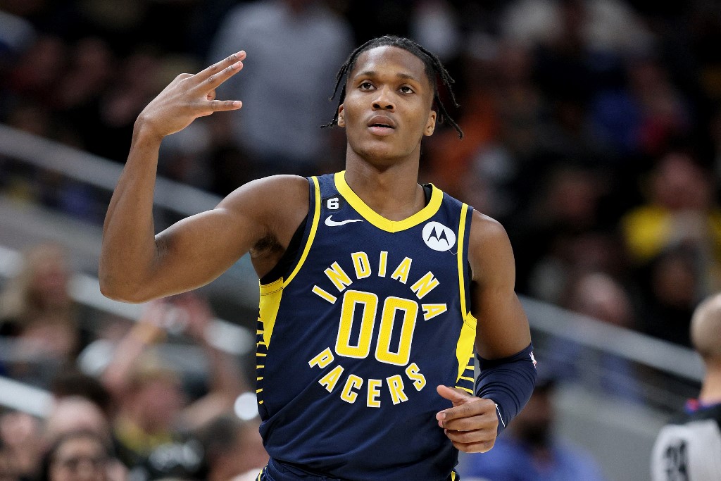 he Indiana Pacers celebrates after making a three point shot against the Golden State Warriors at Gainbridge Fieldhouse on December 14, 2022 in Indianapolis, Indiana. 