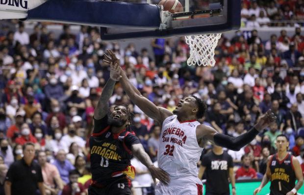Bay Area Dragons' Myles Powell against Barangay Ginebra Gin Kings' Justin Brownlee in Game 6 of the PBA Commissioner's Cup Finals. –PBA IMAGES