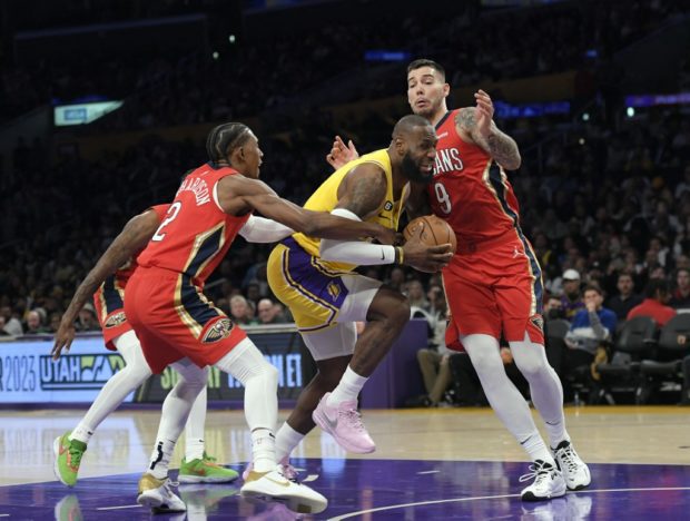 NBA: LeBron James Scores 21 In Return As Lakers Defeat Pelicans ...