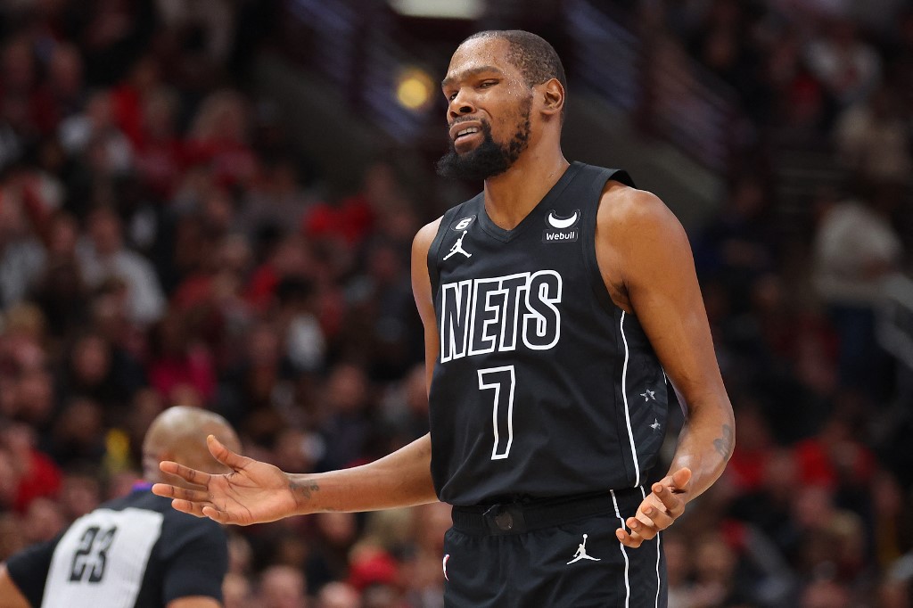 Kevin Durant #7 of the Brooklyn Nets reacts against the Chicago Bulls during the first half at United Center on January 04, 2023 in Chicago, Illinois. 