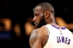 NBA: LeBron James returns to Los Angeles with history in grasp
