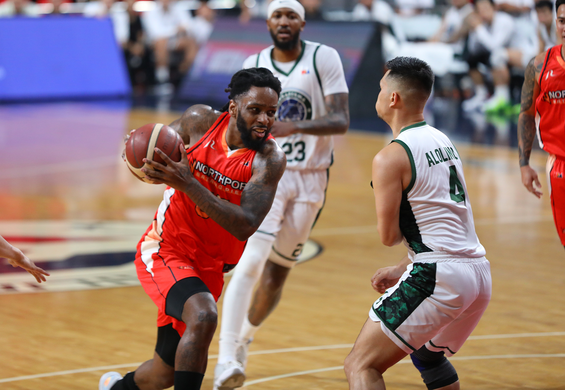 Northport import Kevin Murphy leads Batang Pier to first win. –PBA IMAGES